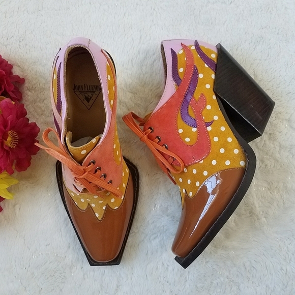 JOHN FLUEVOG Signature Dali Contrast Lace-Up Shoes - Picture 2 of 15